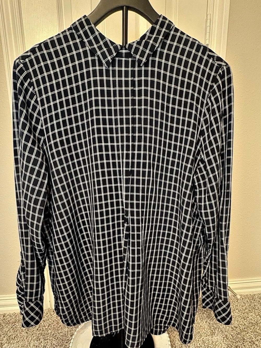 J. Jill Plaid Rayon Button Down the back Black & White Size Large